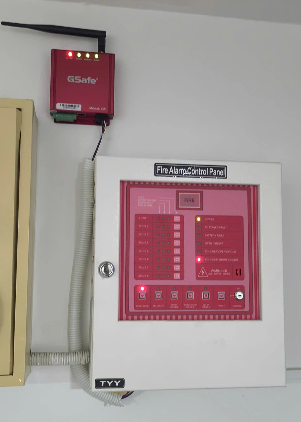 tủ báo cháy liên tục