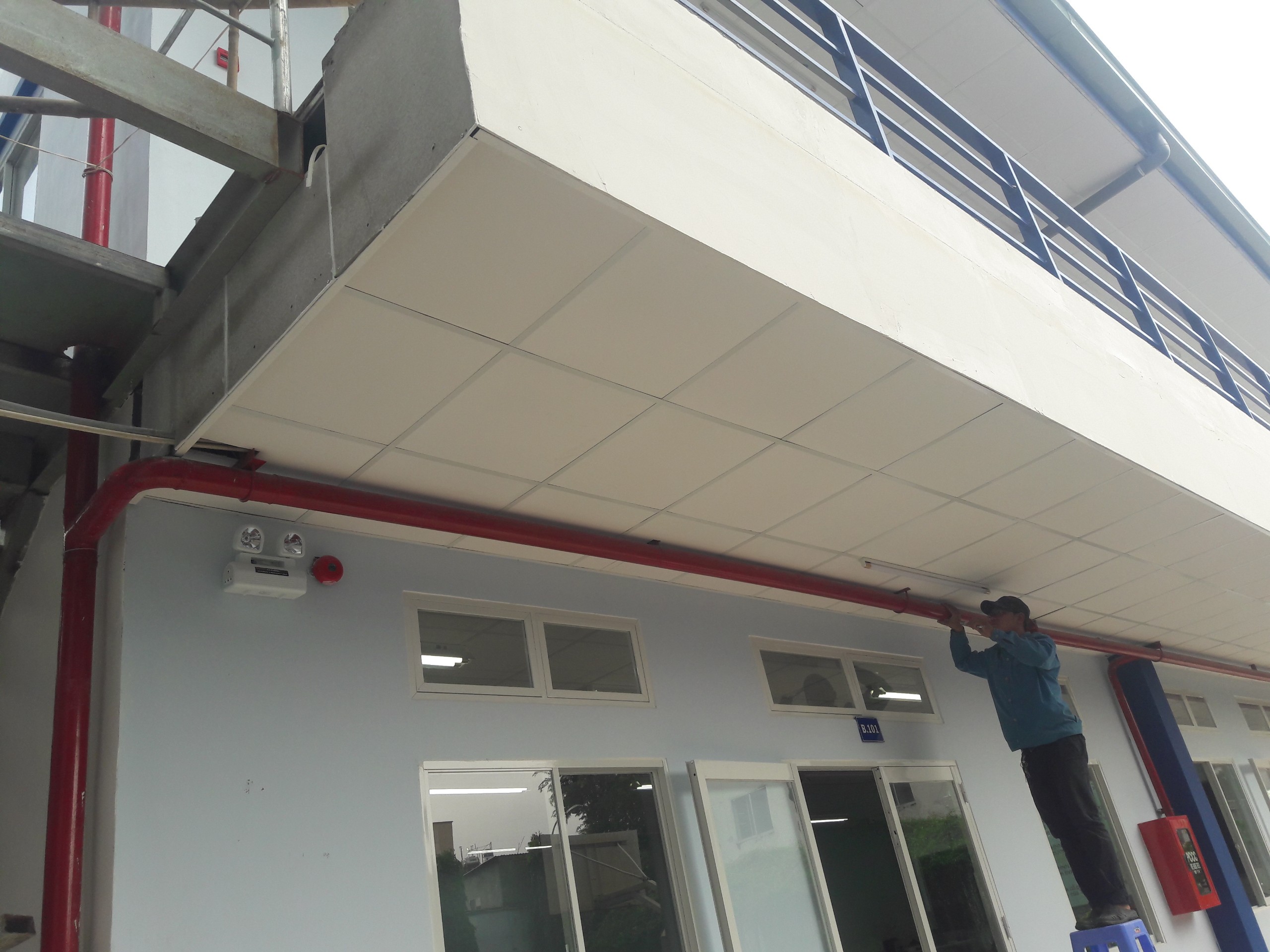 họng vách tường chữa cháy
