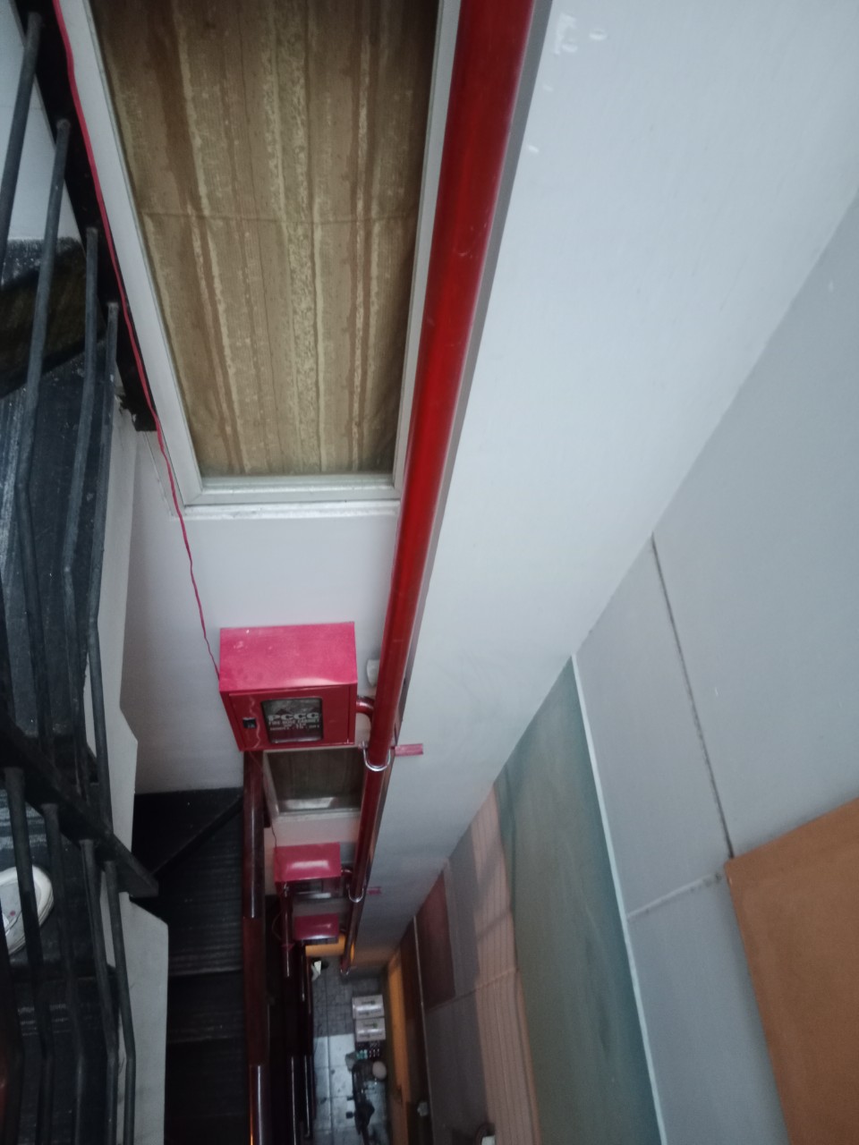họng vách tường chữa cháy